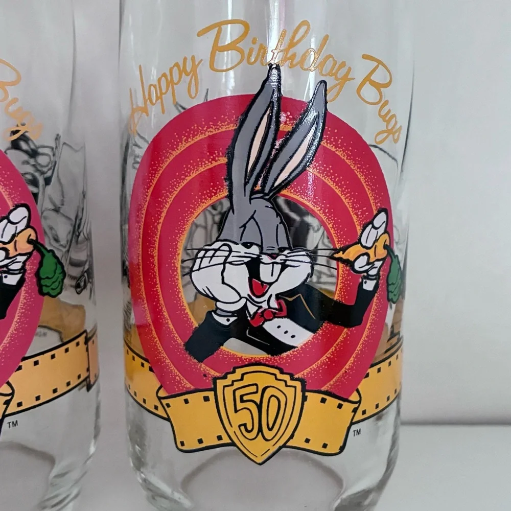 1990 Happy Birthday Bugs 50th Anniversary Collectible Glassware Warner Bros